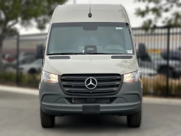 Mercedes-Benz Sprinter Cargo Van High Roof 4-Cyl Diesel HO 2500 High Roof I4 Diesel HO 170" RWD 2025
