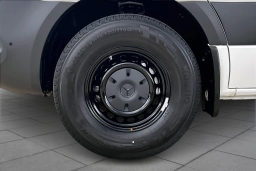 Mercedes-Benz Sprinter Crew Van High Roof 4-Cyl Diesel HO 2500 High Roof I4 Diesel HO 170" RWD 2026