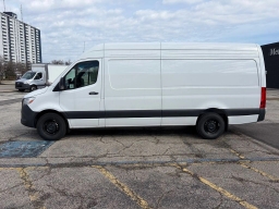 Mercedes-Benz Sprinter Cargo Van High Roof 4-Cyl Diesel HO 2500 High Roof I4 Diesel HO 170" RWD 2025