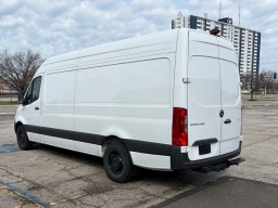 Mercedes-Benz Sprinter Cargo Van High Roof 4-Cyl Diesel HO 2500 High Roof I4 Diesel HO 170" RWD 2025