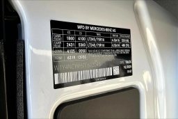 Mercedes-Benz Sprinter Crew Van High Roof 4-Cyl Diesel HO 2500 High Roof I4 Diesel HO 170" RWD 2026