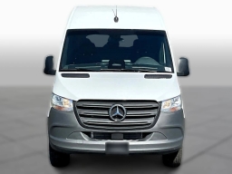 Mercedes-Benz Sprinter Crew Van High Roof 4-Cyl Diesel HO 2500 High Roof I4 Diesel HO 170" RWD 2026