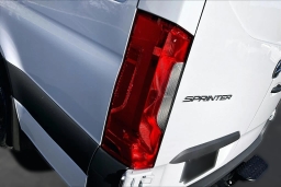 Mercedes-Benz Sprinter Crew Van High Roof 4-Cyl Diesel HO 2500 High Roof I4 Diesel HO 170" RWD 2026