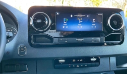 Mercedes-Benz Sprinter Crew Van High Roof 4-Cyl Diesel HO 2500 High Roof I4 Diesel HO 170" RWD 2026