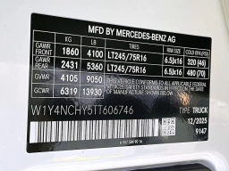 Mercedes-Benz Sprinter Crew Van High Roof 4-Cyl Diesel HO 2500 High Roof I4 Diesel HO 170" RWD 2026