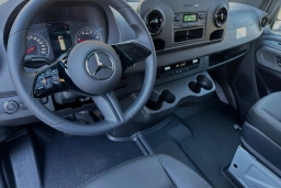 Mercedes-Benz Sprinter Cargo Van High Roof 4-Cyl Diesel HO 2500 High Roof I4 Diesel HO 170" RWD 2025