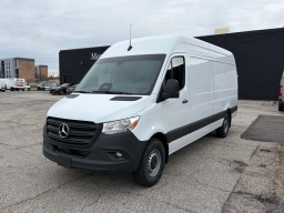 Mercedes-Benz Sprinter Crew Van High Roof 4-Cyl Diesel HO 2500 High Roof I4 Diesel HO 170" RWD 2026