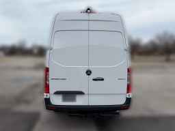 Mercedes-Benz Sprinter Crew Van High Roof 4-Cyl Diesel HO 2500 High Roof I4 Diesel HO 170" RWD 2026