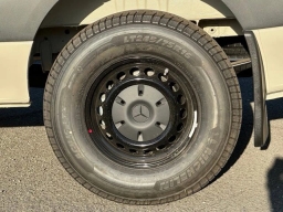 Mercedes-Benz Sprinter Cargo Van High Roof 4-Cyl Diesel HO 2500 High Roof I4 Diesel HO 170" RWD 2025