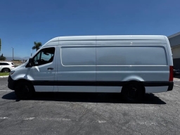 Mercedes-Benz Sprinter Cargo Van High Roof 4-Cyl Diesel HO 2500 High Roof I4 Diesel HO 170" RWD 2025