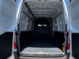 Mercedes-Benz Sprinter Cargo Van High Roof 4-Cyl Diesel HO 2500 High Roof I4 Diesel HO 170" RWD 2025