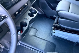 Mercedes-Benz Sprinter Crew Van High Roof 4-Cyl Diesel HO 2500 High Roof I4 Diesel HO 170" AWD 2026