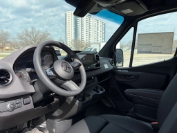 Mercedes-Benz Sprinter Cargo Van High Roof 4-Cyl Diesel HO 2500 High Roof I4 Diesel HO 170" AWD 2025