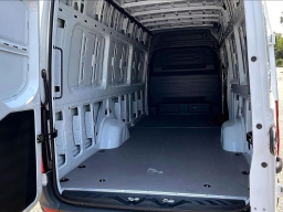 Mercedes-Benz Sprinter Cargo Van High Roof 4-Cyl Diesel HO 2500 High Roof I4 Diesel HO 170" Extended RWD 2025