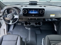 Mercedes-Benz Sprinter Cargo Van High Roof 4-Cyl Diesel HO 2500 High Roof I4 Diesel HO 170" Extended RWD 2025