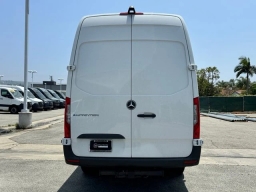 Mercedes-Benz eSprinter Cargo Van 2500 High Roof 170" RWD 2024