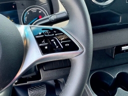 Mercedes-Benz eSprinter Cargo Van 2500 High Roof 170" RWD 2024