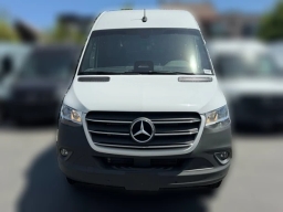 Mercedes-Benz Sprinter Cargo Van Standard Roof 4-Cyl Diesel HO 3500 Standard Roof I4 Diesel HO 144" RWD 2025