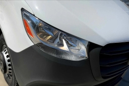 Mercedes-Benz Sprinter Cargo Van High Roof 4-Cyl Diesel HO 3500 High Roof I4 Diesel HO 170" RWD 2025