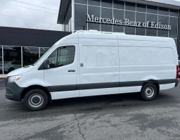Mercedes-Benz Sprinter Cargo Van High Roof 4-Cyl Diesel HO 3500 High Roof I4 Diesel HO 170" RWD 2026