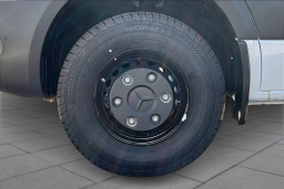 Mercedes-Benz Sprinter Cargo Van High Roof 4-Cyl Diesel HO 3500 High Roof I4 Diesel HO 170" RWD 2025