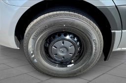 Mercedes-Benz Sprinter Passenger Van Standard Roof 4-Cyl Diesel HO 2500 Standard Roof I4 Diesel HO 144" RWD 2025