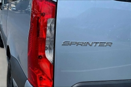 Mercedes-Benz Sprinter Passenger Van Standard Roof 4-Cyl Diesel HO 2500 Standard Roof I4 Diesel HO 144" RWD 2025