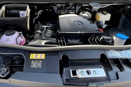 Mercedes-Benz Sprinter Passenger Van Standard Roof 4-Cyl Diesel HO 2500 Standard Roof I4 Diesel HO 144" RWD 2025