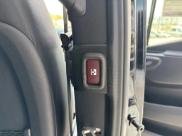 Mercedes-Benz Sprinter Passenger Van Standard Roof 4-Cyl Diesel HO 2500 Standard Roof I4 Diesel HO 144" RWD 2025