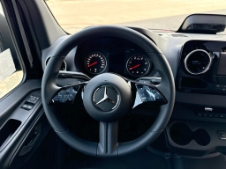 Mercedes-Benz Sprinter Passenger Van Standard Roof 4-Cyl Diesel HO 2500 Standard Roof I4 Diesel HO 144" RWD 2025