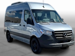 Mercedes-Benz Sprinter Passenger Van Standard Roof 4-Cyl Diesel HO 2500 Standard Roof I4 Diesel HO 144" RWD 2025