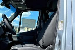 Mercedes-Benz Sprinter Passenger Van Standard Roof 4-Cyl Diesel HO 2500 Standard Roof I4 Diesel HO 144" RWD 2025