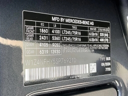 Mercedes-Benz Sprinter Passenger Van Standard Roof 4-Cyl Diesel HO 2500 Standard Roof I4 Diesel HO 144" RWD 2025