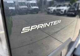 Mercedes-Benz Sprinter Passenger Van Standard Roof 4-Cyl Diesel HO 2500 Standard Roof I4 Diesel HO 144" RWD 2025