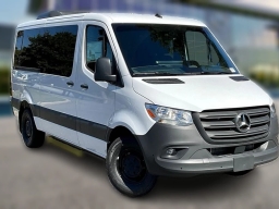 Mercedes-Benz Sprinter Passenger Van Standard Roof 4-Cyl Diesel HO 2500 Standard Roof I4 Diesel HO 144" RWD 2026