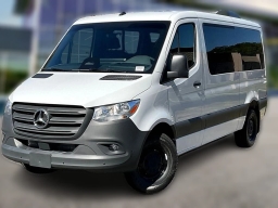 Mercedes-Benz Sprinter Passenger Van Standard Roof 4-Cyl Diesel HO 2500 Standard Roof I4 Diesel HO 144" RWD 2026