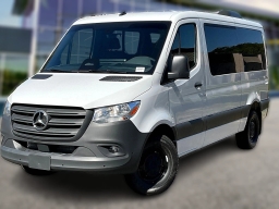 Mercedes-Benz Sprinter Passenger Van Standard Roof 4-Cyl Diesel HO 2500 Standard Roof I4 Diesel HO 144" RWD 2026