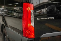 Mercedes-Benz Sprinter Passenger Van High Roof 4-Cyl Diesel HO 2500 High Roof I4 Diesel HO 170" RWD 2026