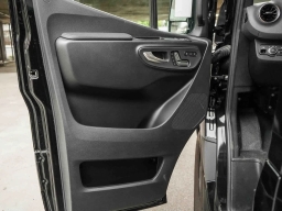 Mercedes-Benz Sprinter Passenger Van High Roof 4-Cyl Diesel HO 2500 High Roof I4 Diesel HO 170" RWD 2026