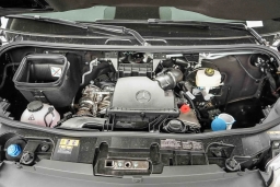 Mercedes-Benz Sprinter Passenger Van High Roof 4-Cyl Diesel HO 2500 High Roof I4 Diesel HO 170" RWD 2026