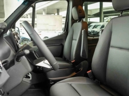 Mercedes-Benz Sprinter Passenger Van High Roof 4-Cyl Diesel HO 2500 High Roof I4 Diesel HO 170" RWD 2026