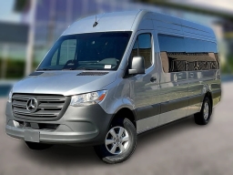 Mercedes-Benz Sprinter Passenger Van High Roof 4-Cyl Diesel HO 2500 High Roof I4 Diesel HO 170" RWD 2026