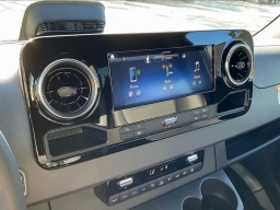 Mercedes-Benz Sprinter Passenger Van High Roof 4-Cyl Diesel HO 2500 High Roof I4 Diesel HO 170" RWD 2026