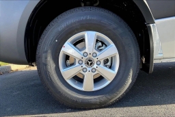 Mercedes-Benz Sprinter Passenger Van High Roof 4-Cyl Diesel HO 2500 High Roof I4 Diesel HO 170" RWD 2026