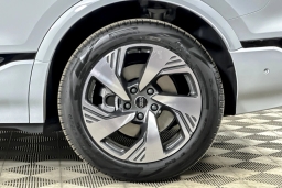 Audi Q6 e-tron Premium quattro 2025