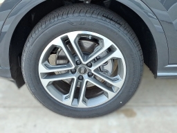 Audi Q5 Premium 2.0 TFSI quattro 2025