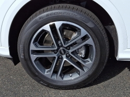 Audi Q5 Premium 2.0 TFSI quattro 2025