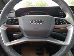 Audi Q5 Premium 2.0 TFSI quattro 2025