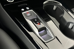 Audi Q6 e-tron Premium Plus quattro 2025