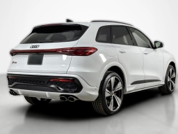 Audi SQ5 Premium Plus 3.0 TFSI quattro 2025